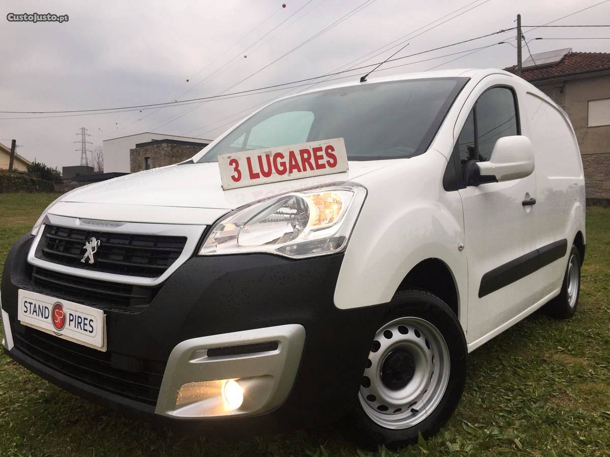 Peugeot Partner 1.6 HDI 3 Lg  Junho/18 - à venda -