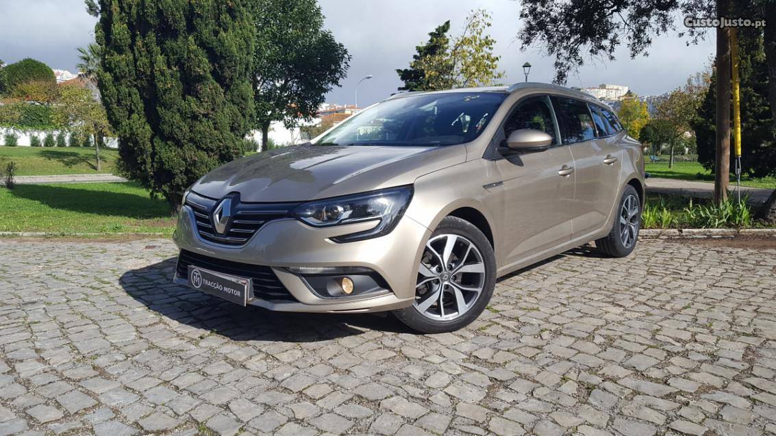 Renault Mégane ST 1.5 dCi Intens Agosto/17 - à venda -