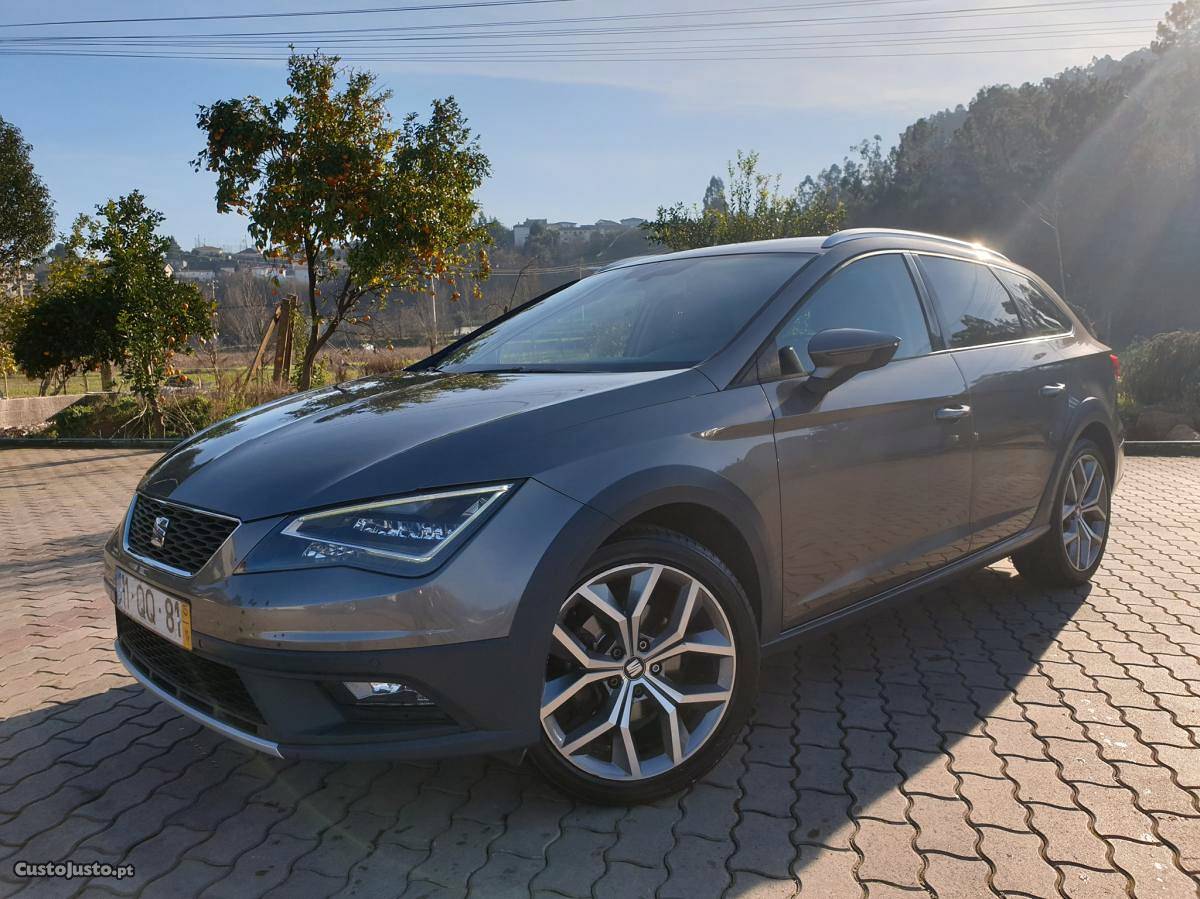 Seat Leon X-Perience 1.6 TDI Novembro/15 - à venda -