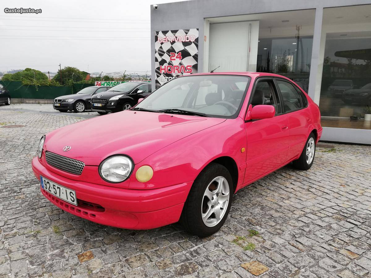 Toyota Corolla 1.3i IRREPREENSIVEL Julho/97 - à venda -