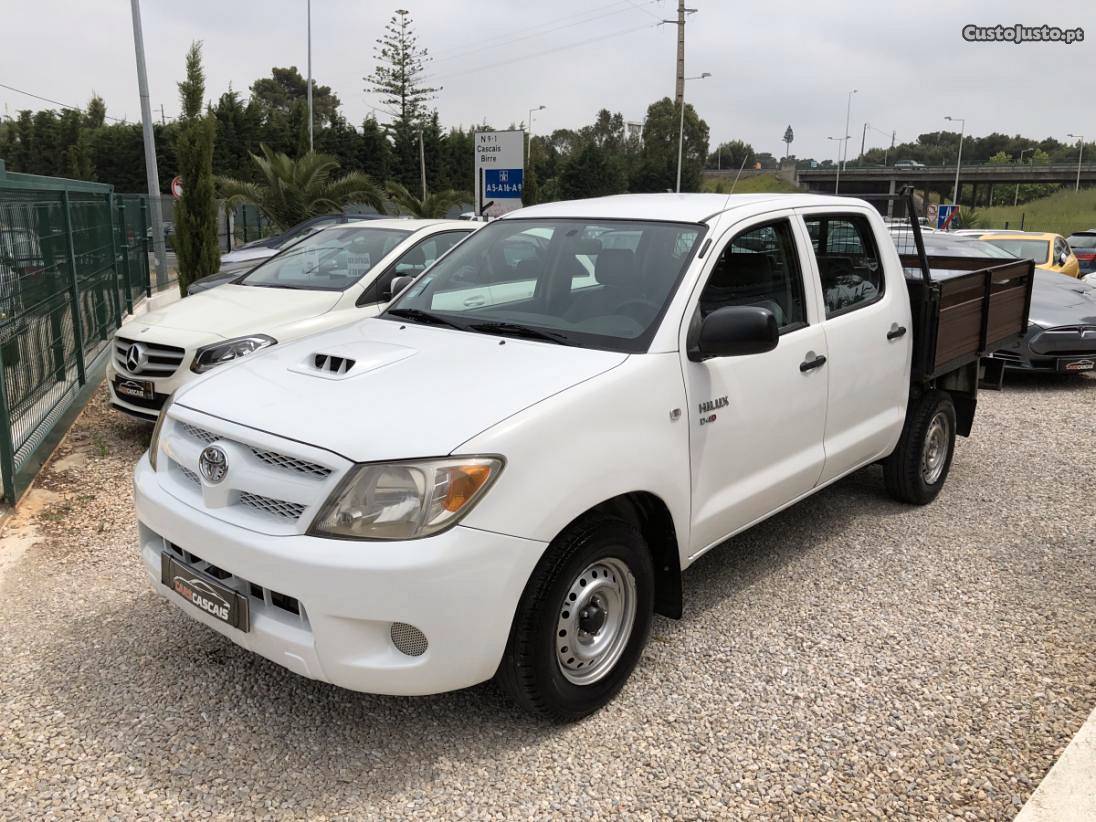 Toyota Hilux STAND1 CASCAIS Janeiro/07 - à venda - Pick-up/