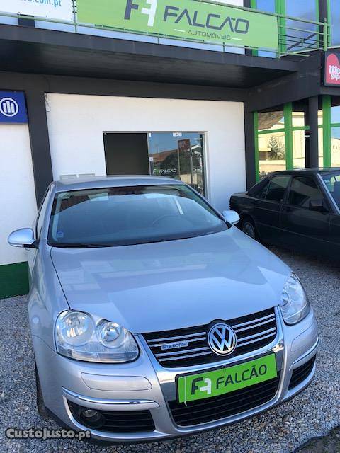 VW Jetta 1.9 TDI CONFORTLINE Maio/09 - à venda - Ligeiros