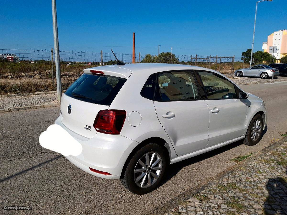 VW Polo Lounge CV Julho/16 - à venda - Ligeiros