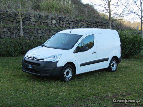 Citroën Berlingo 1.6 HDI 3 LUG Novembro/15 - à venda -