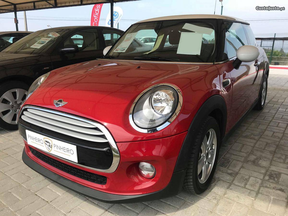 MINI Cooper ONE D Setembro/15 - à venda - Ligeiros