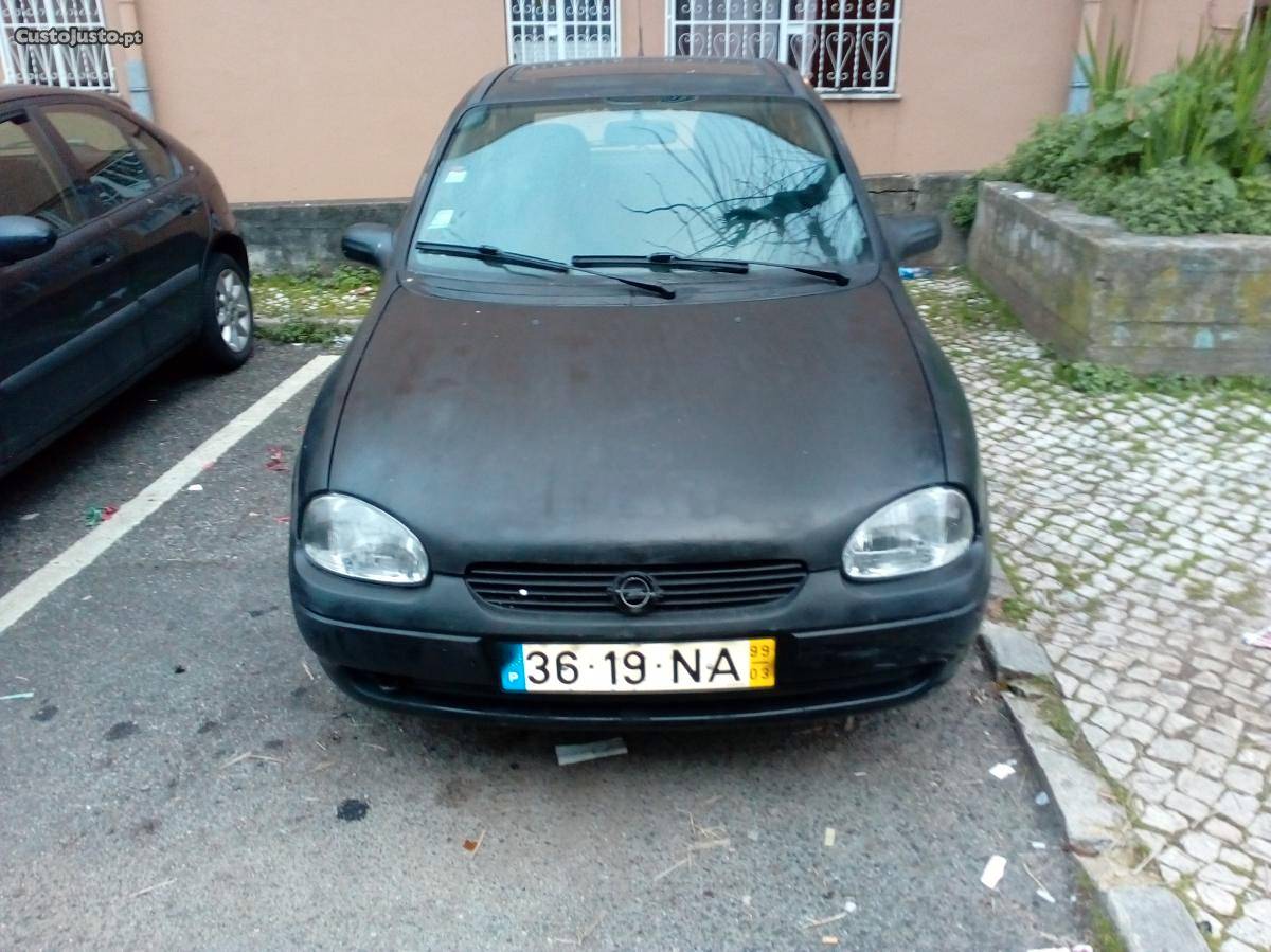 Opel Corsa  Abril/99 - à venda - Ligeiros Passageiros,