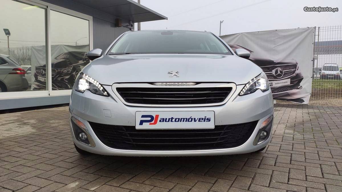 Peugeot 308 Allure Julho/16 - à venda - Ligeiros