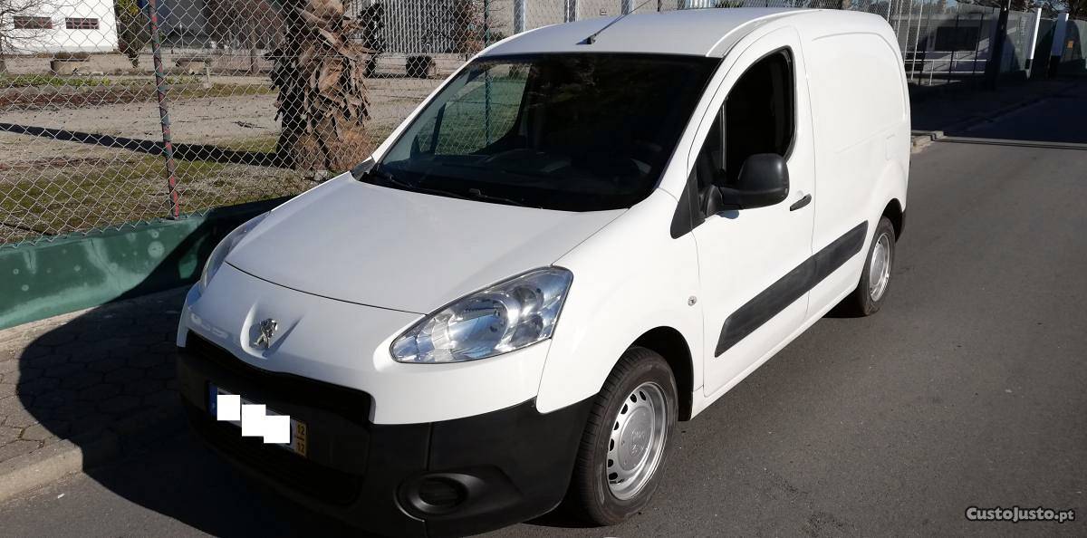 Peugeot Partner van 1.6 HDI Dezembro/12 - à venda -