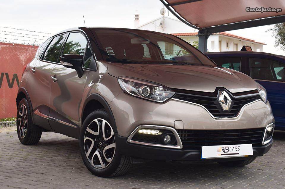 Renault Captur 0.9 Tce Exclusive Maio/16 - à venda -