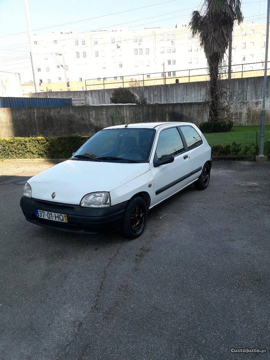 Renault Clio 1.9 D comercial Novembro/96 - à venda -