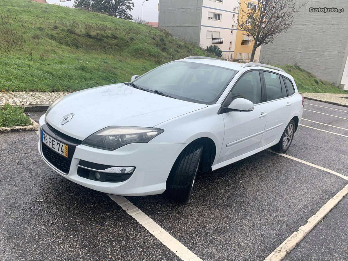 Renault Laguna Bose Edition Fevereiro/12 - à venda -