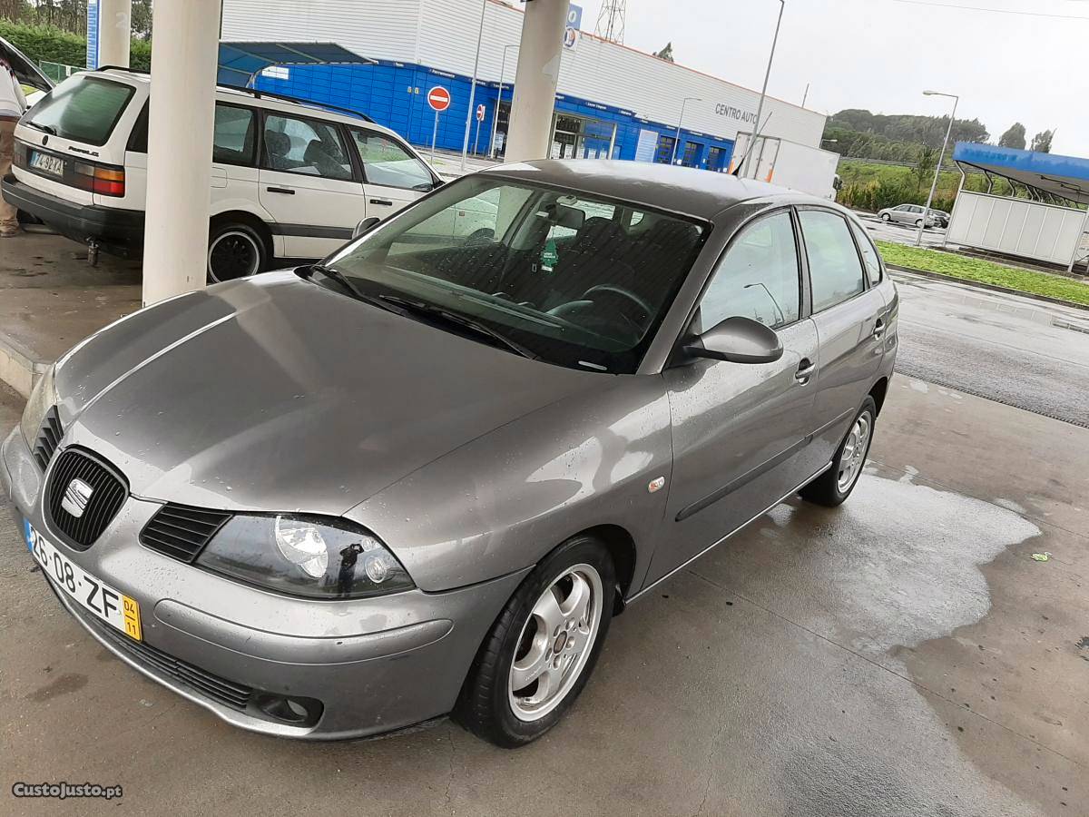 Seat Ibiza 1.4 tdi 5 lugares Novembro/04 - à venda -