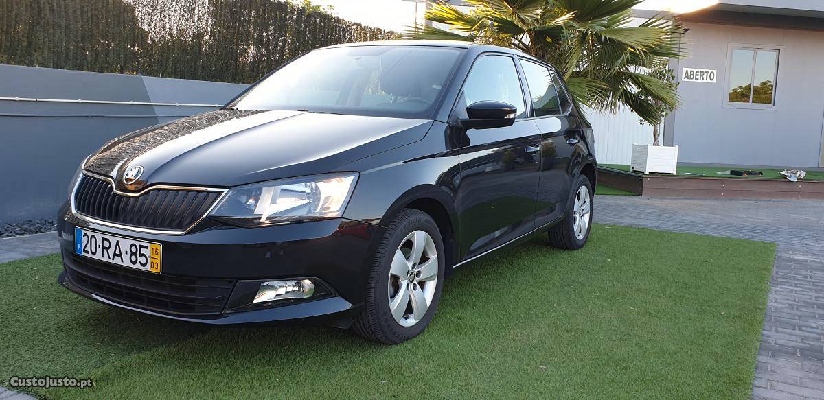 Skoda Fabia 1.4TDI Março/16 - à venda - Ligeiros