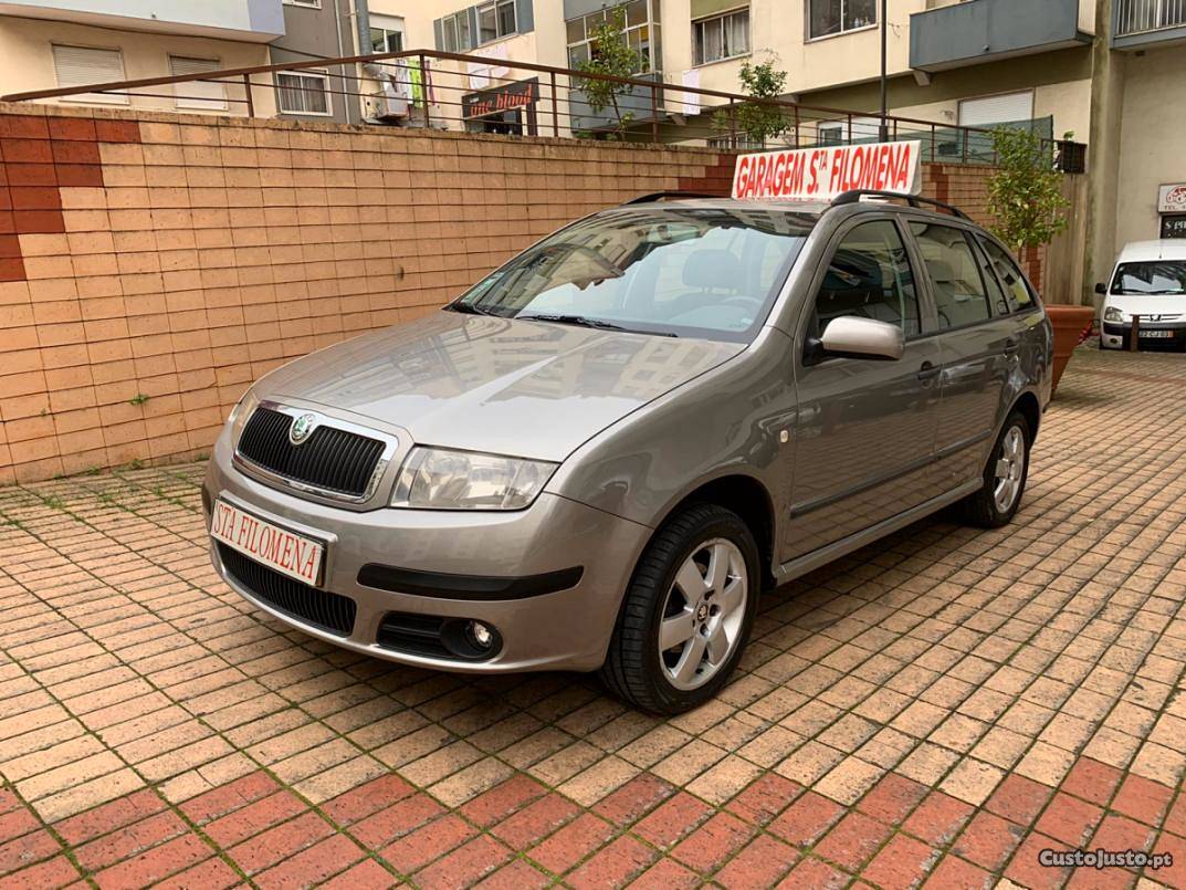 Skoda Fabia Break 1.4TDI Active Outubro/07 - à venda -