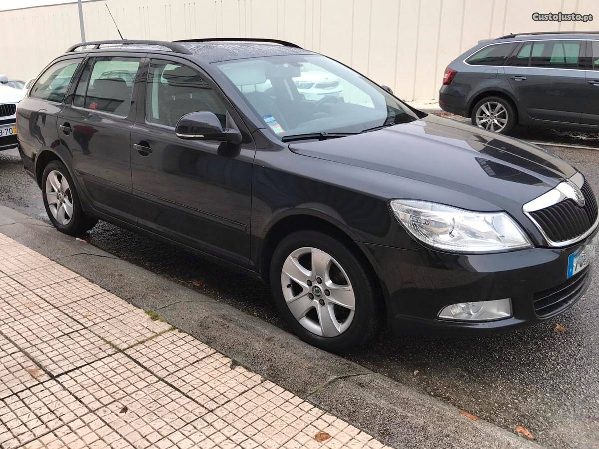 Skoda Octavia 1.9Tdi Break 105cv Julho/09 - à venda -