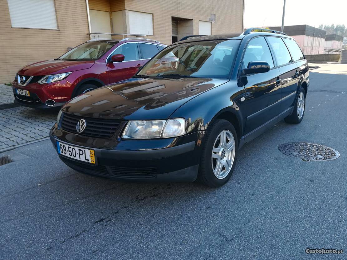 VW Passat 115 cv Abril/00 - à venda - Ligeiros Passageiros,