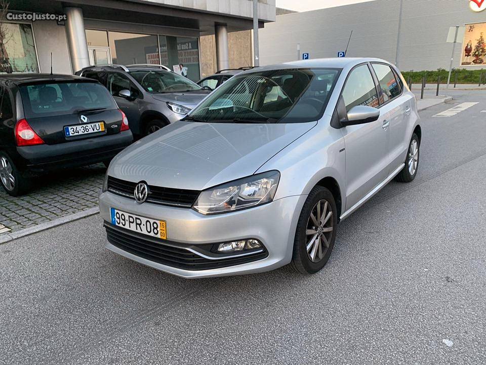 VW Polo 1.0 Lounge Março/15 - à venda - Ligeiros