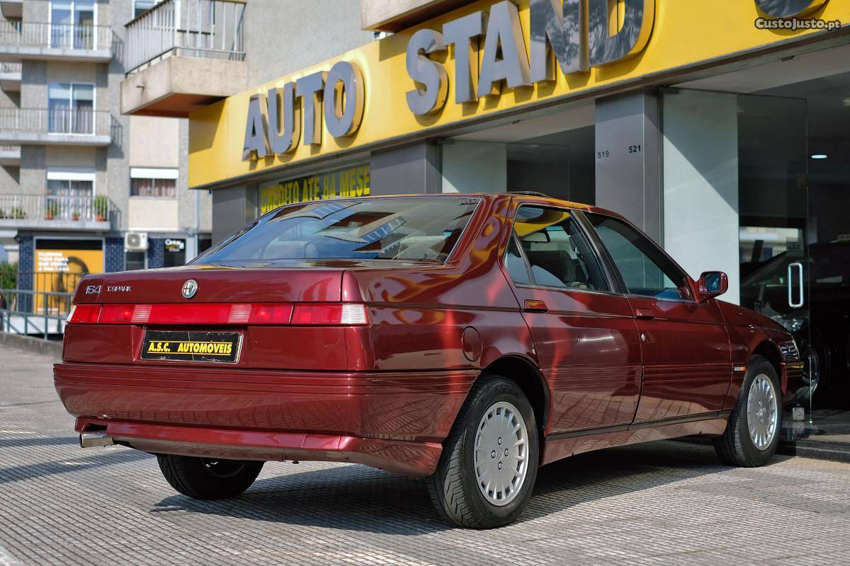 Alfa Romeo  T. Spark 146 cv Junho/92 - à venda -
