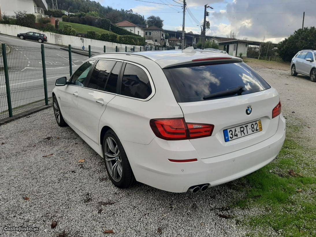 BMW 520 D Touring Setembro/12 - à venda - Ligeiros