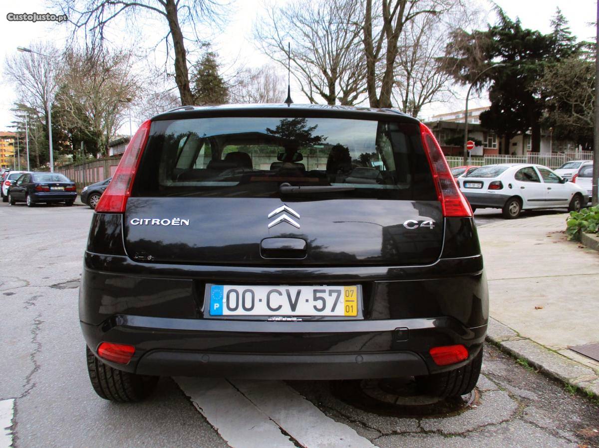 Citroën C4 1.4 VTR est.pele Janeiro/07 - à venda -
