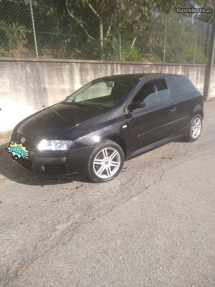 Fiat Stilo Sport Abril/04 - à venda - Ligeiros Passageiros,