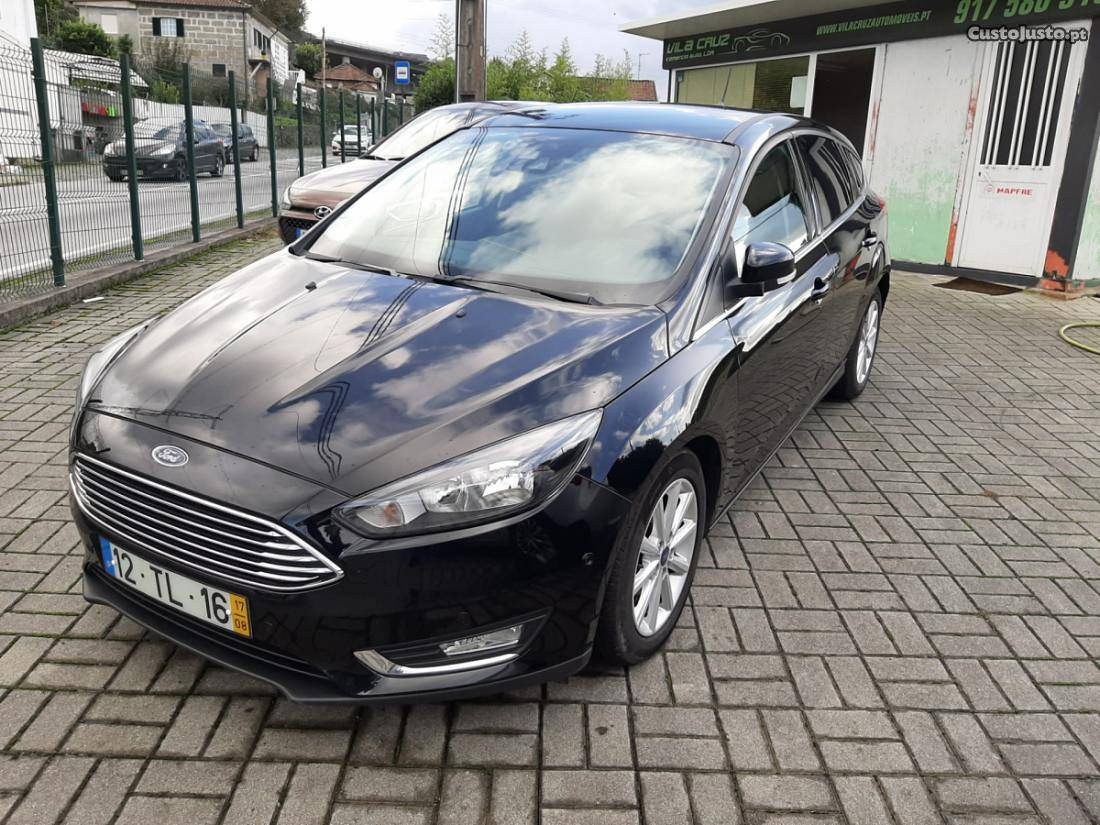 Ford Focus 1.5 TDCI Tinanium Agosto/17 - à venda - Ligeiros