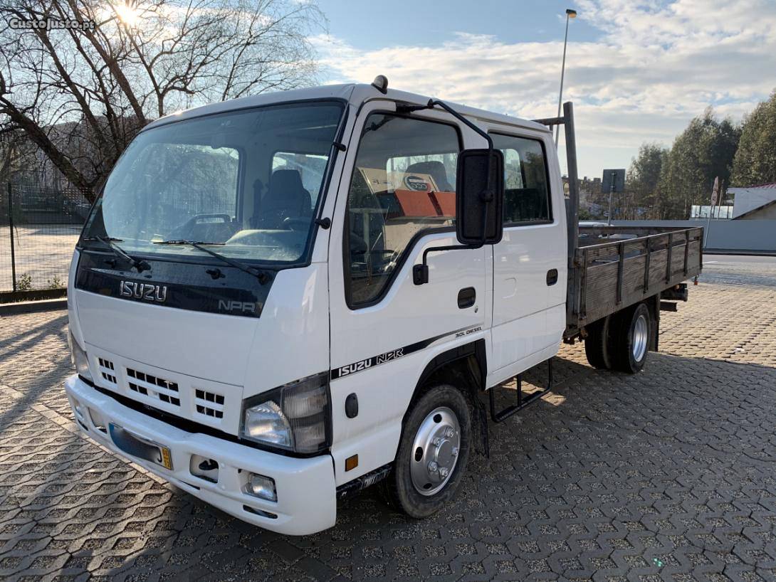 Isuzu 3.0 NPR Dezembro/06 - à venda - Comerciais / Van,