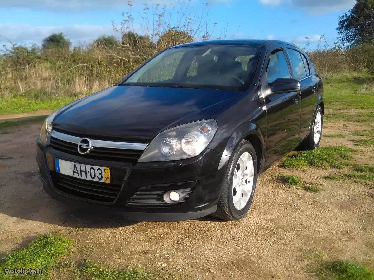 Opel Astra 1.3Cdti 90Cv Cosmo Julho/05 - à venda - Ligeiros