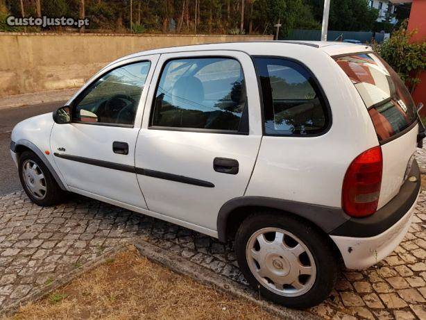 Opel Corsa B Setembro/98 - à venda - Ligeiros Passageiros,