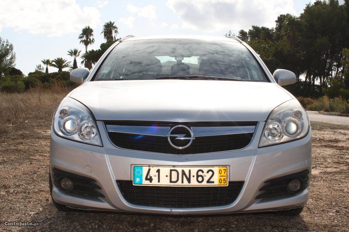 Opel Vectra OpelVectraCaravan Maio/07 - à venda - Ligeiros