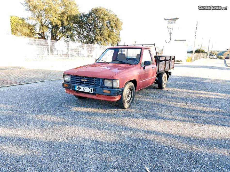 Toyota Hilux Aceito retoma Fevereiro/87 - à venda -