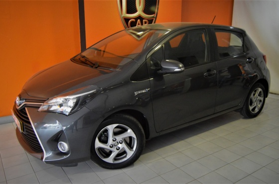 Toyota Yaris 1.5 VVTI HYBRID - DC Car