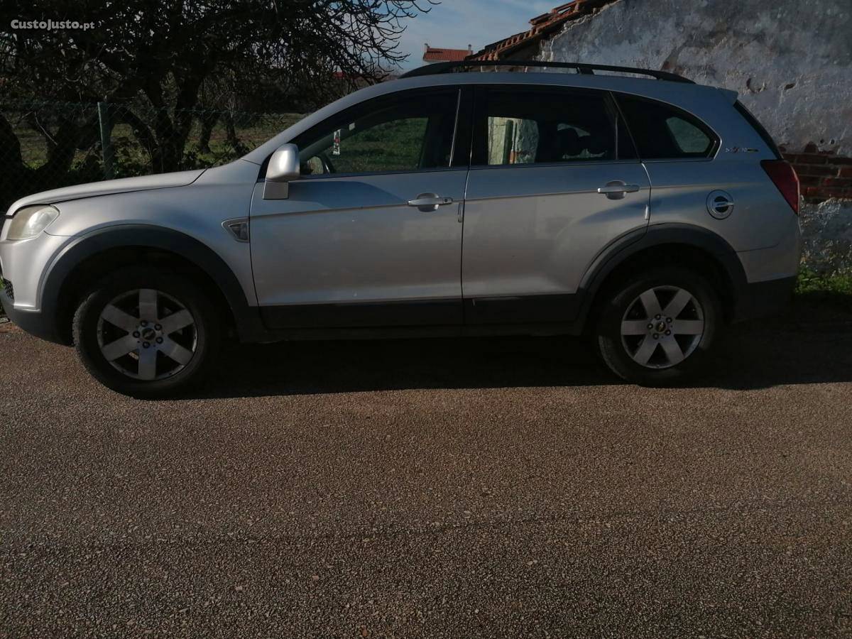 Chevrolet Captiva 2.5 TDS Julho/08 - à venda - Monovolume /