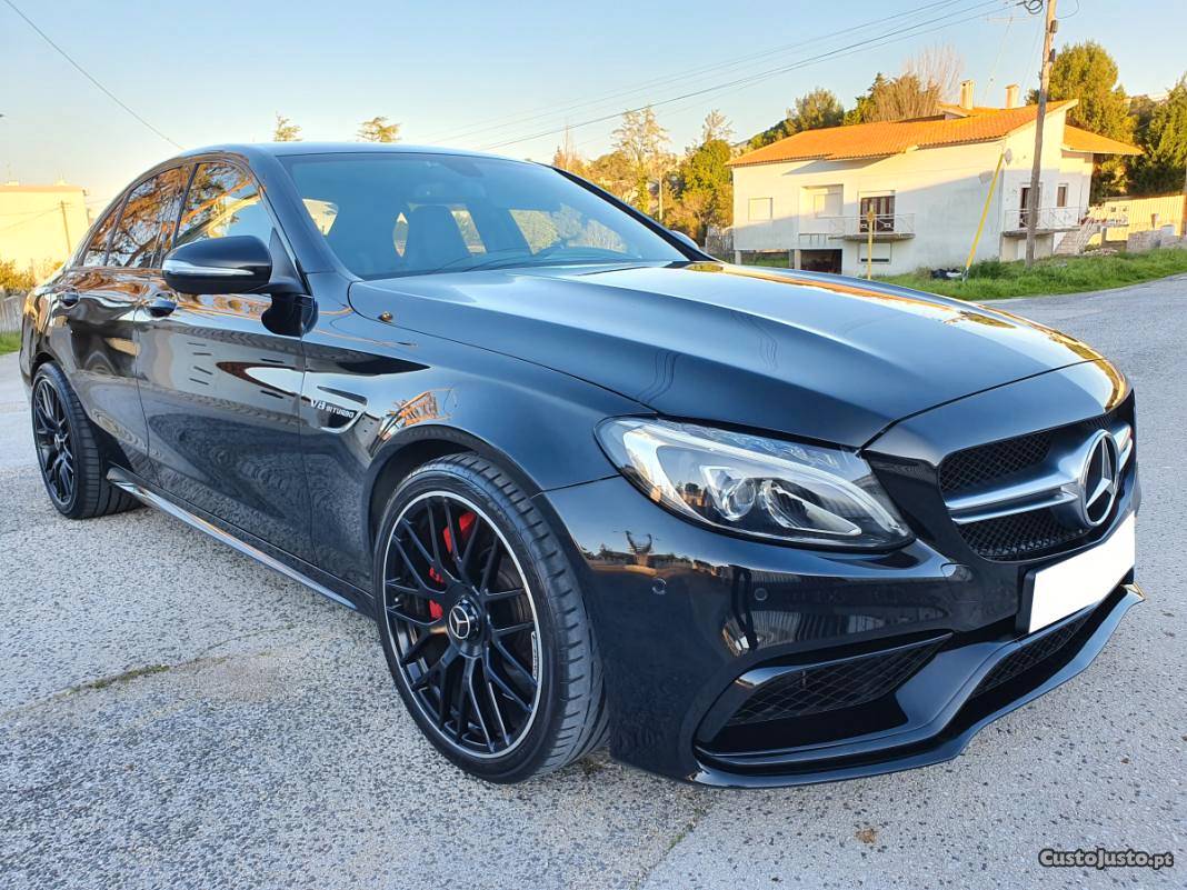 Mercedes-Benz C 63 AMG S V8 BI-TURBO 620CV Abril/16 - à