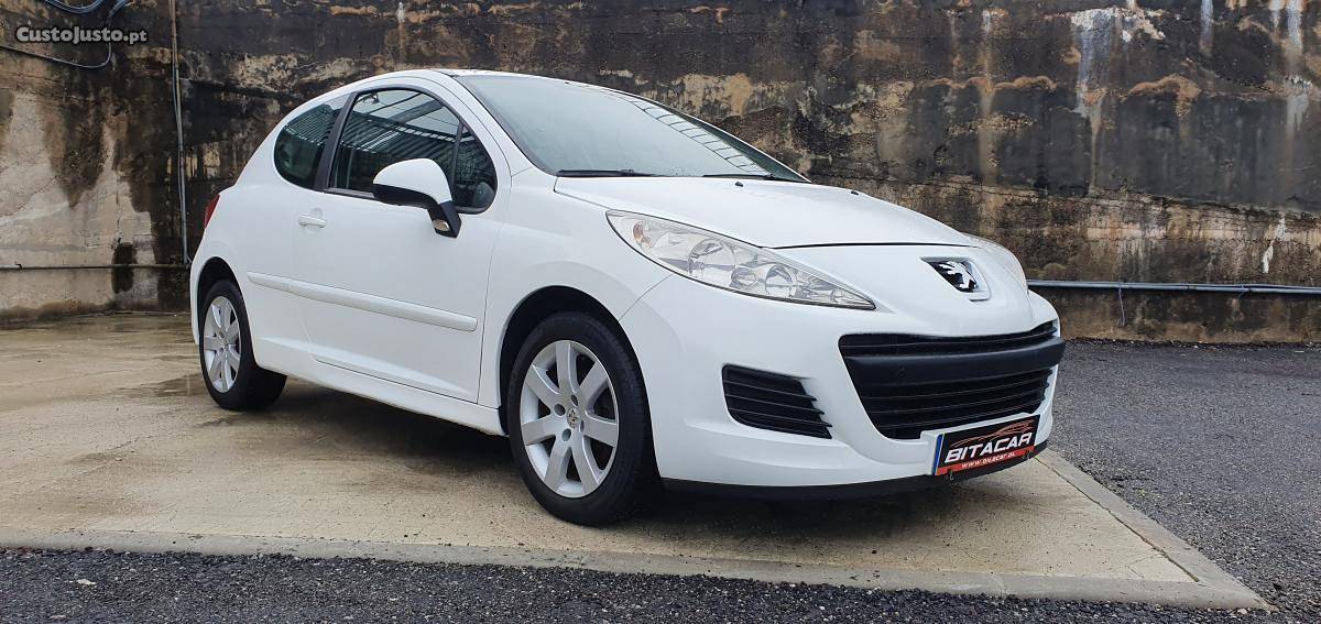 Peugeot  HDI TRENDY IVA Agosto/10 - à venda -