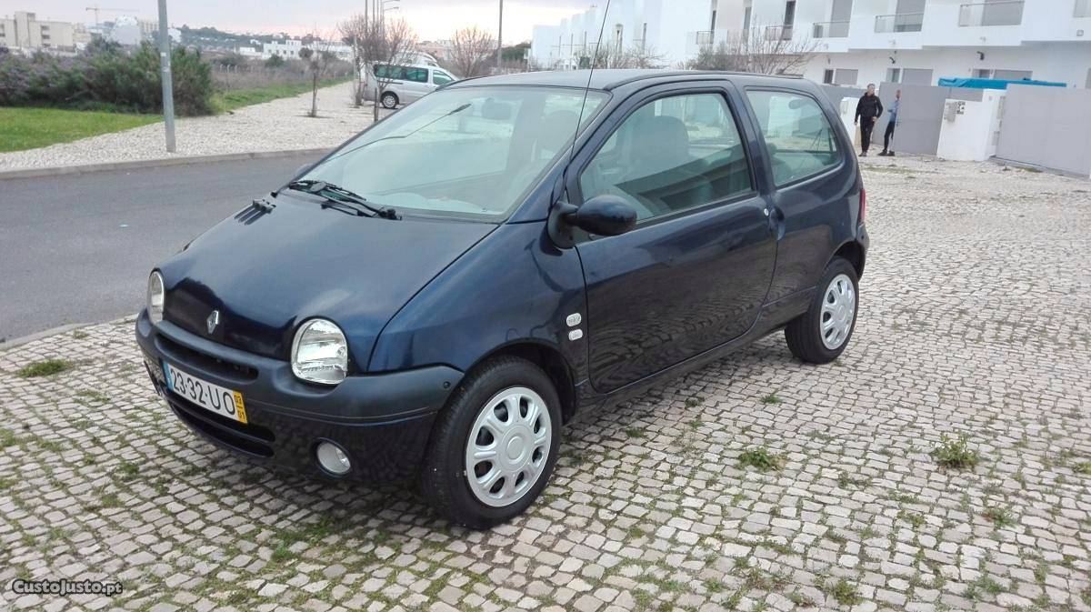 Renault Twingo V Initiale Janeiro/03 - à venda -