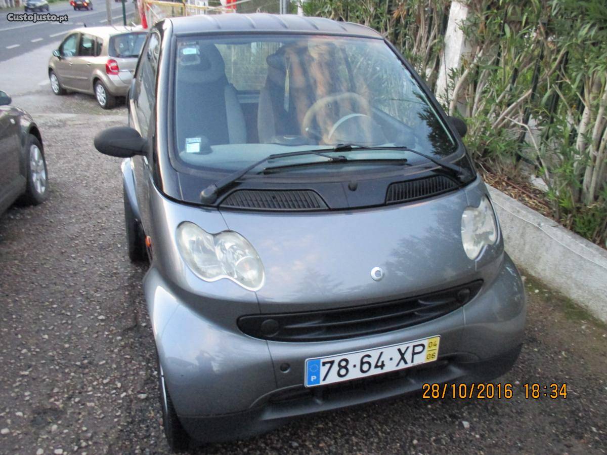 Smart ForTwo cdi pure Junho/04 - à venda - Ligeiros