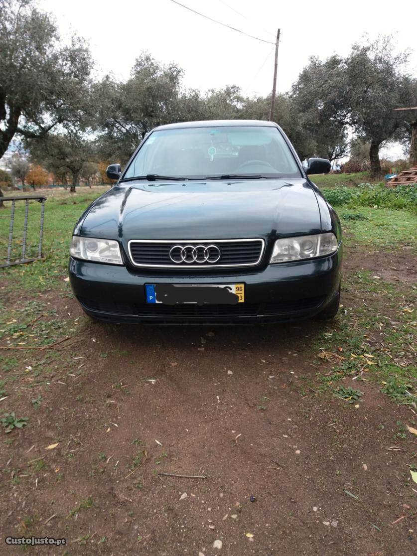 Audi A4 B5 - AFN 110CV Março/96 - à venda - Ligeiros