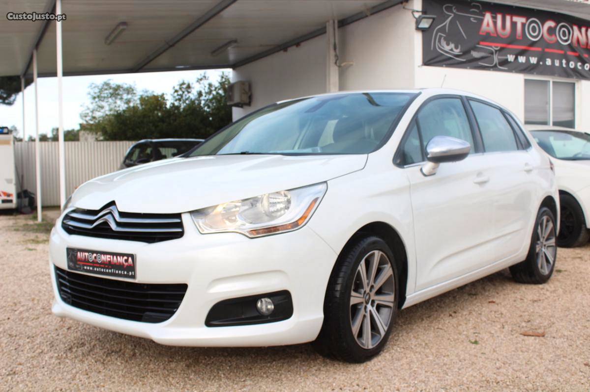 Citroën C4 1.6 Março/16 - à venda - Ligeiros Passageiros,