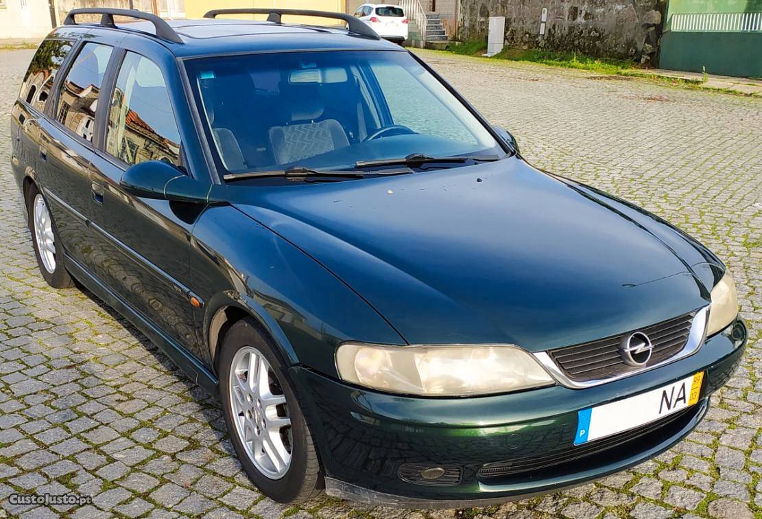 Opel Vectra 2.0 DTI Março/99 - à venda - Ligeiros