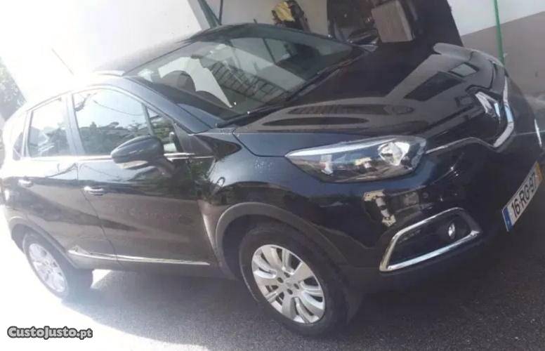 Renault Captur 1.5DCI 90CVexclusive Abril/16 - à venda -