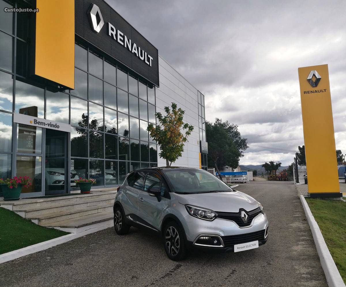 Renault Captur EXCLUSIVE DCi EDC Junho/16 - à venda -