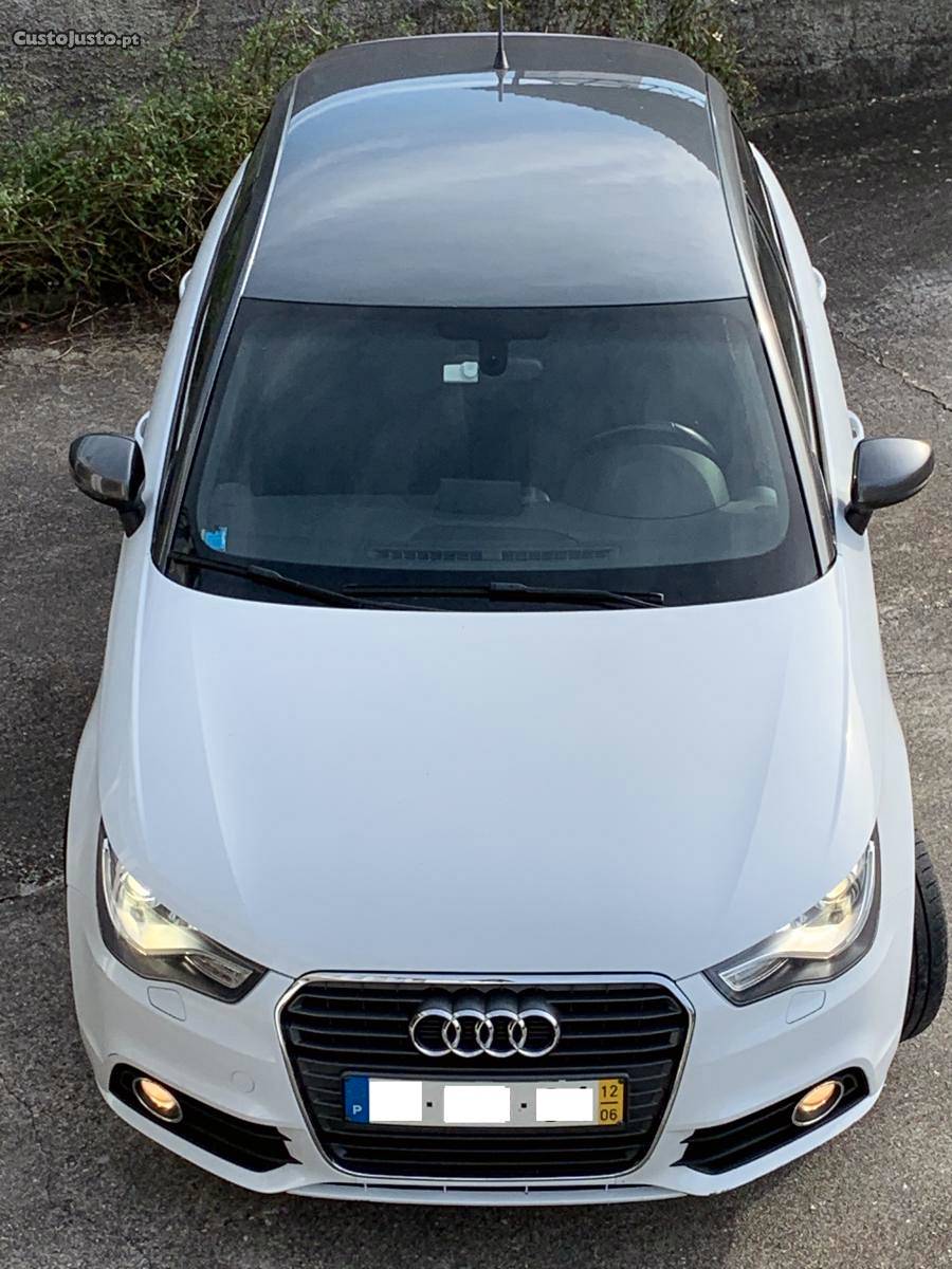 Audi A1 Sportback 1.6 TDi AB Junho/12 - à venda - Ligeiros