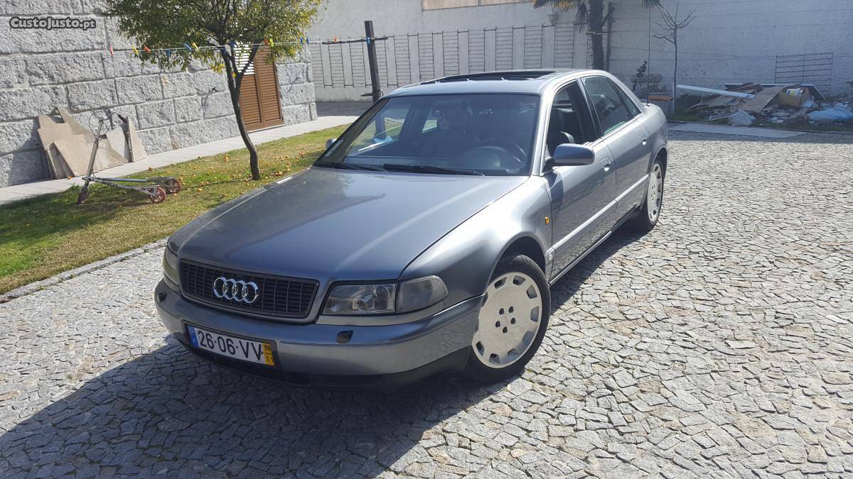 Audi A8 2.5TDI 4x4 V6 Novembro/98 - à venda - Ligeiros