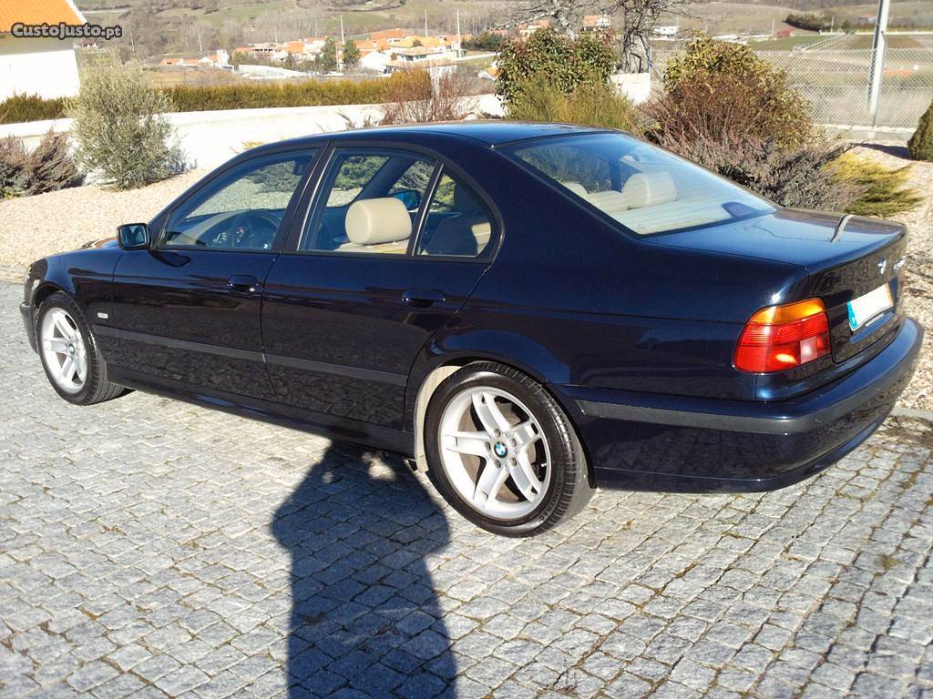 BMW 530 D, Pack M Nacional Janeiro/00 - à venda - Ligeiros