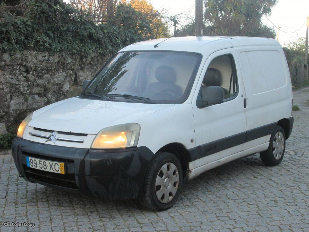 Citroën Berlingo 2.0 HDI, 90 CV Março/04 - à venda -