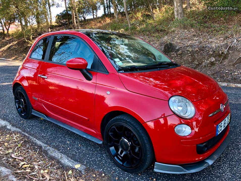 Fiat 500 Lounge 1.3 Multijet Agosto/09 - à venda - Ligeiros