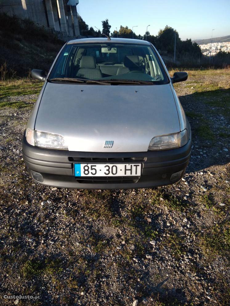 Fiat Punto 55 Janeiro/97 - à venda - Ligeiros Passageiros,