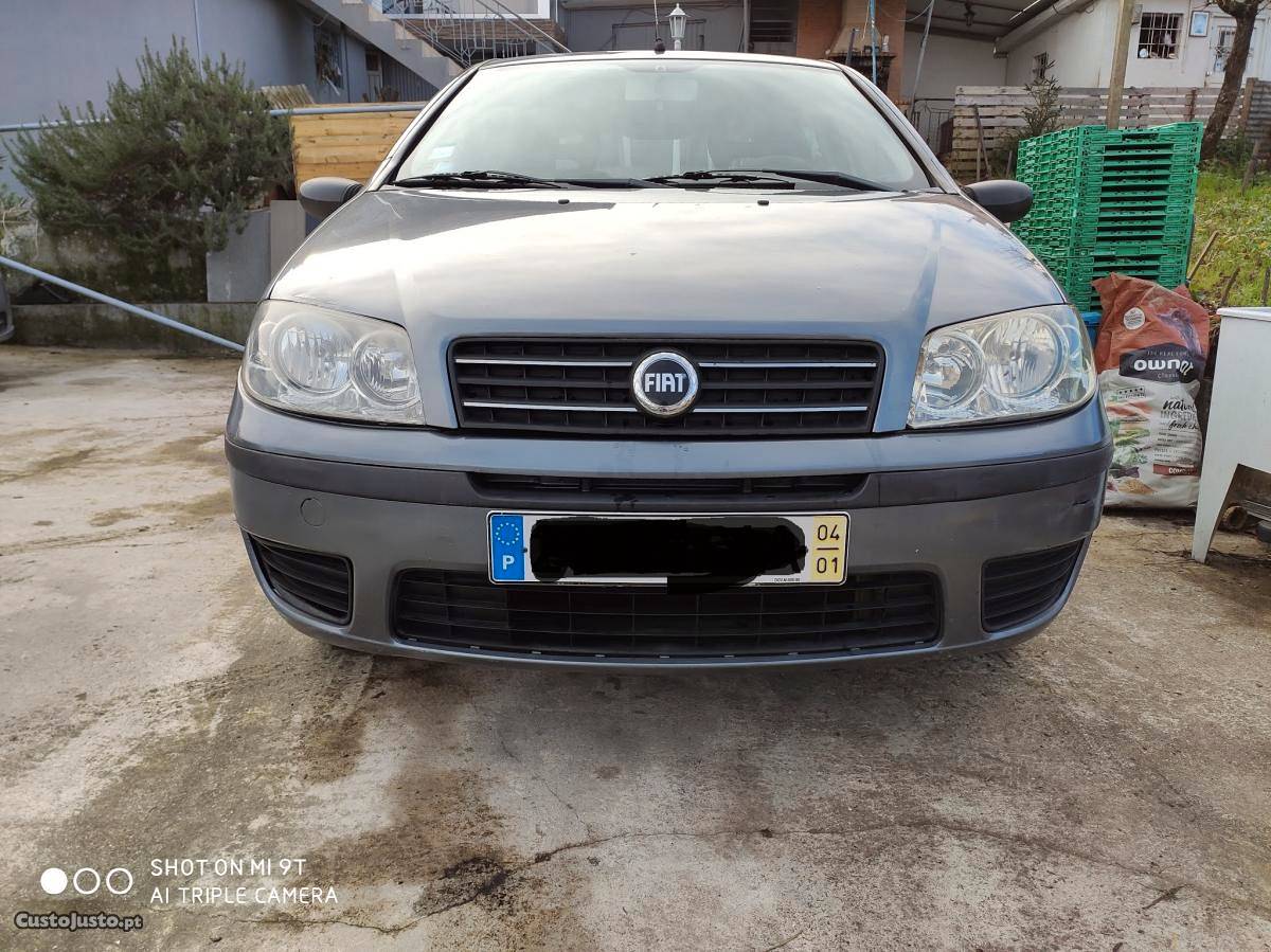 Fiat Punto  active Janeiro/04 - à venda - Ligeiros