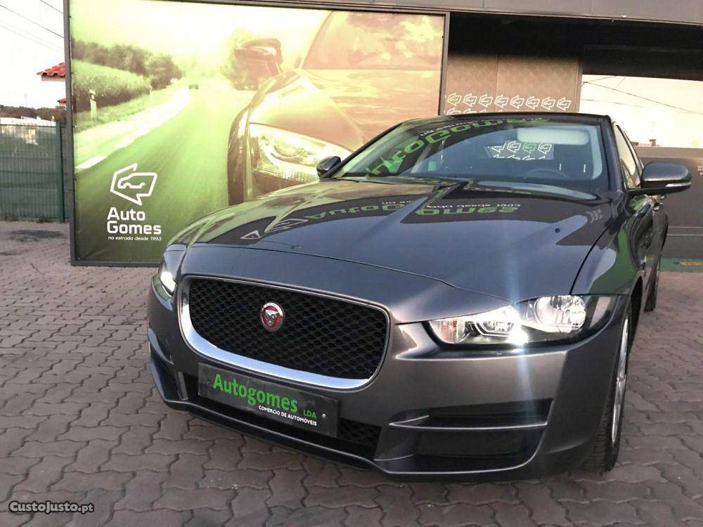 Jaguar XE 2.0D PURE Setembro/15 - à venda - Ligeiros